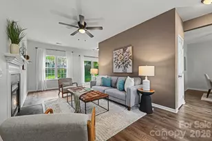 9902 Highlands Crossing Dr, Charlotte, NC 28277 - Photo 3