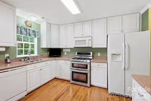 442 Sugar Maple Dr, Tega Cay, SC 29708 - Photo 11