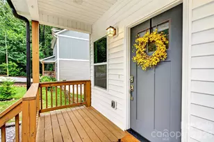 88 Walker St, Black Mountain, NC 28711 - Photo 7