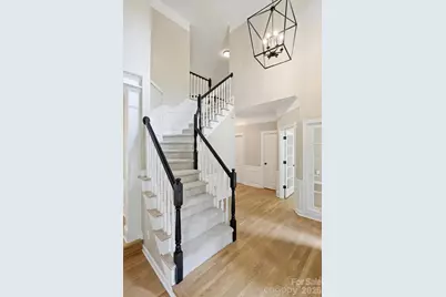 5317 Fairvista Drive, Charlotte, NC 28269 - Photo 3