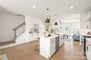 829 Garringer Pl, Charlotte, NC 28208 - Photo 7