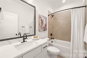 829 Garringer Pl, Charlotte, NC 28208 - Photo 13