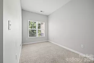 12363 Copper Mountain Blvd, Charlotte, NC 28277 - Photo 5