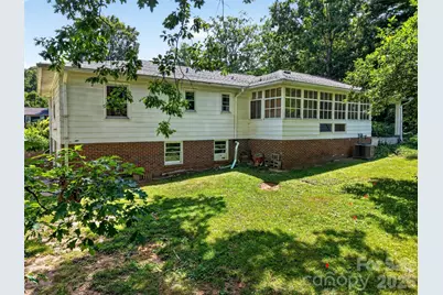 3112 Wesley Way, Hendersonville, NC 28792 - Photo 5