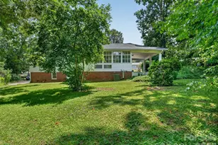 3112 Wesley Way, Hendersonville, NC 28792 - Photo 7