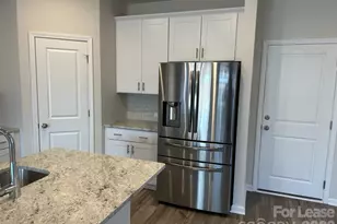 5270 Brailey Cir, Kannapolis, NC 28081 - Photo 5