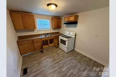 9235 Kendall Drive, Charlotte, NC 28214 - Photo 5