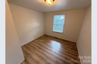 9235 Kendall Drive, Charlotte, NC 28214 - Photo 7