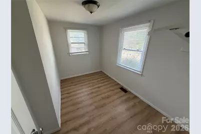 9235 Kendall Drive, Charlotte, NC 28214 - Photo 3