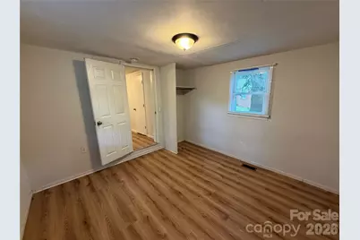 9235 Kendall Drive, Charlotte, NC 28214 - Photo 11