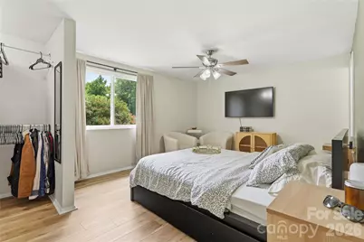 8208 Knights Bridge Road, Charlotte, NC 28210 - Photo 17