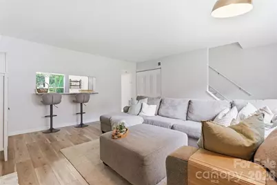 8208 Knights Bridge Road, Charlotte, NC 28210 - Photo 13
