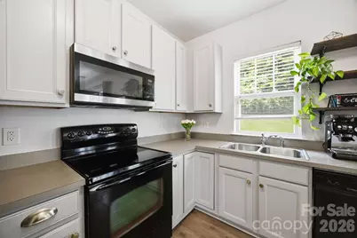 9511 Long Hill Drive, Charlotte, NC 28214 - Photo 15
