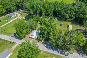 208 W Church St, Jefferson, SC 29718 - Photo 47