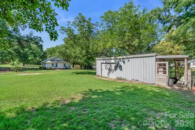 208 W Church Street, Jefferson, SC 29718 - Photo 17