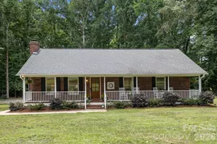 2482 Waxhaw Indian Trail Rd S, Waxhaw, NC 28173 - Photo 3