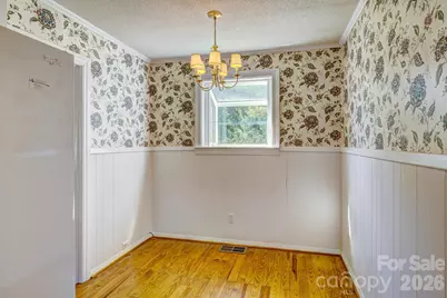 402 N Houser Street, Cherryville, NC 28021 - Photo 9
