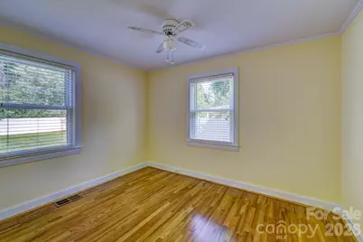 402 N Houser Street, Cherryville, NC 28021 - Photo 13