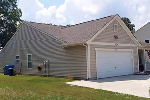 627 Smokehouse Ln, Albemarle, NC 28001 - Photo 3