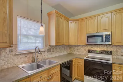 11611 Knightsdale Drive, Charlotte, NC 28277 - Photo 9