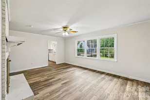 1621 N Oak Dr, Shelby, NC 28150 - Photo 9