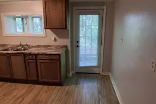 912 Berryhill Rd, Charlotte, NC 28208 - Photo 11