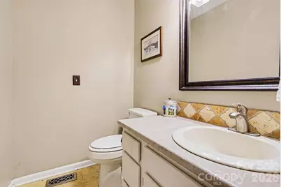 141 32nd Avenue NW, Hickory, NC 28601 - Photo 17