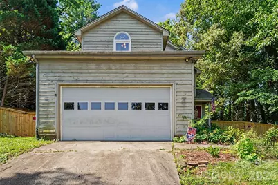 141 32nd Avenue NW, Hickory, NC 28601 - Photo 1