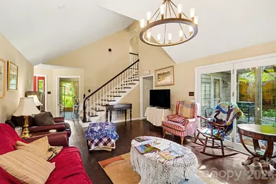 141 32nd Avenue NW, Hickory, NC 28601 - Photo 9