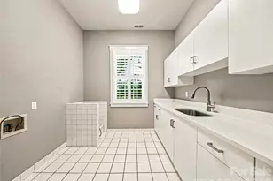 1 Cedar Chine Dr, Asheville, NC 28803 - Photo 31