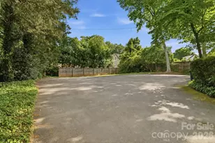 916 Bromley Rd, Charlotte, NC 28207 - Photo 43