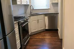 916 Bromley Rd, Charlotte, NC 28207 - Photo 23