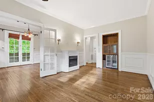 916 Bromley Rd, Charlotte, NC 28207 - Photo 27