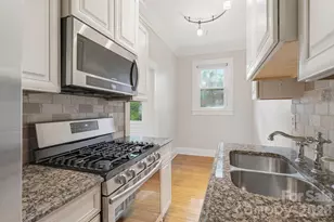 916 Bromley Rd, Charlotte, NC 28207 - Photo 11