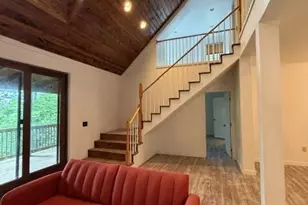 140 Falls Crossing Rd, Burnsville, NC 28714 - Photo 5