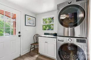664 Lakeshore Dr, Asheville, NC 28804 - Photo 11