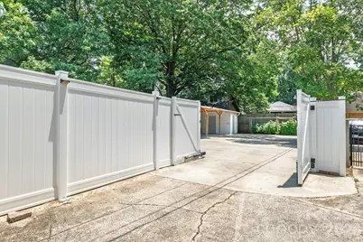 2113 Scott Avenue, Charlotte, NC 28203 - Photo 5