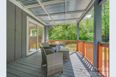 3276 Howard Gap Road, Hendersonville, NC 28792 - Photo 11
