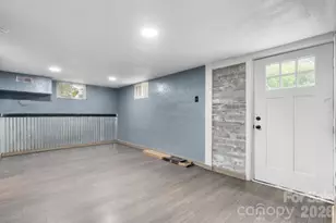 248 Hemlock St, Hudson, NC 28638 - Photo 17