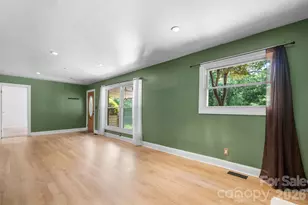 248 Hemlock St, Hudson, NC 28638 - Photo 5