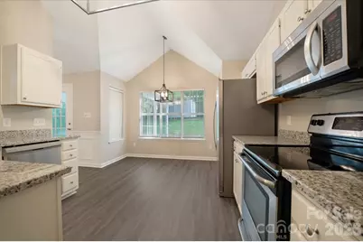 14136 Walkers Crossing Drive, Charlotte, NC 28273 - Photo 23
