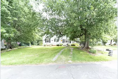 909 Drummond Avenue, Charlotte, NC 28205 - Photo 1