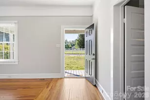 306 York Ave, Kannapolis, NC 28083 - Photo 7