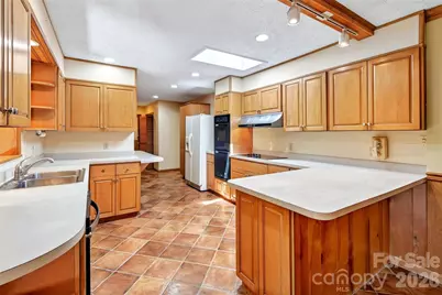 103 Richard Lane, Black Mountain, NC 28711 - Photo 11