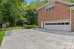 3616 Deruyter Cir, Charlotte, NC 28269 - Photo 37
