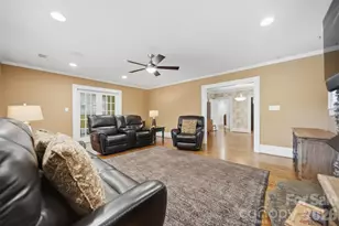 313 Italy St NE, Valdese, NC 28690 - Photo 13