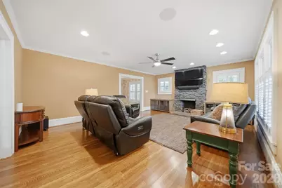 313 Italy Street NE, Valdese, NC 28690 - Photo 11