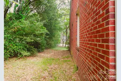 303 Myrtle Avenue, Hamlet, NC 28345 - Photo 25