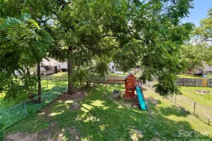 809 W A St, Kannapolis, NC 28081 - Photo 23