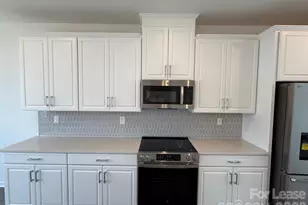 2143 Hawksworth Ln, Charlotte, NC 28262 - Photo 25